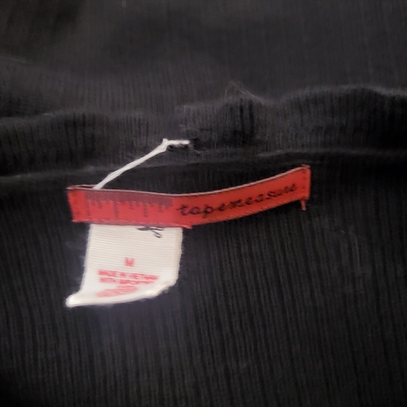 Tape measure sweater - Picture 3 of 5